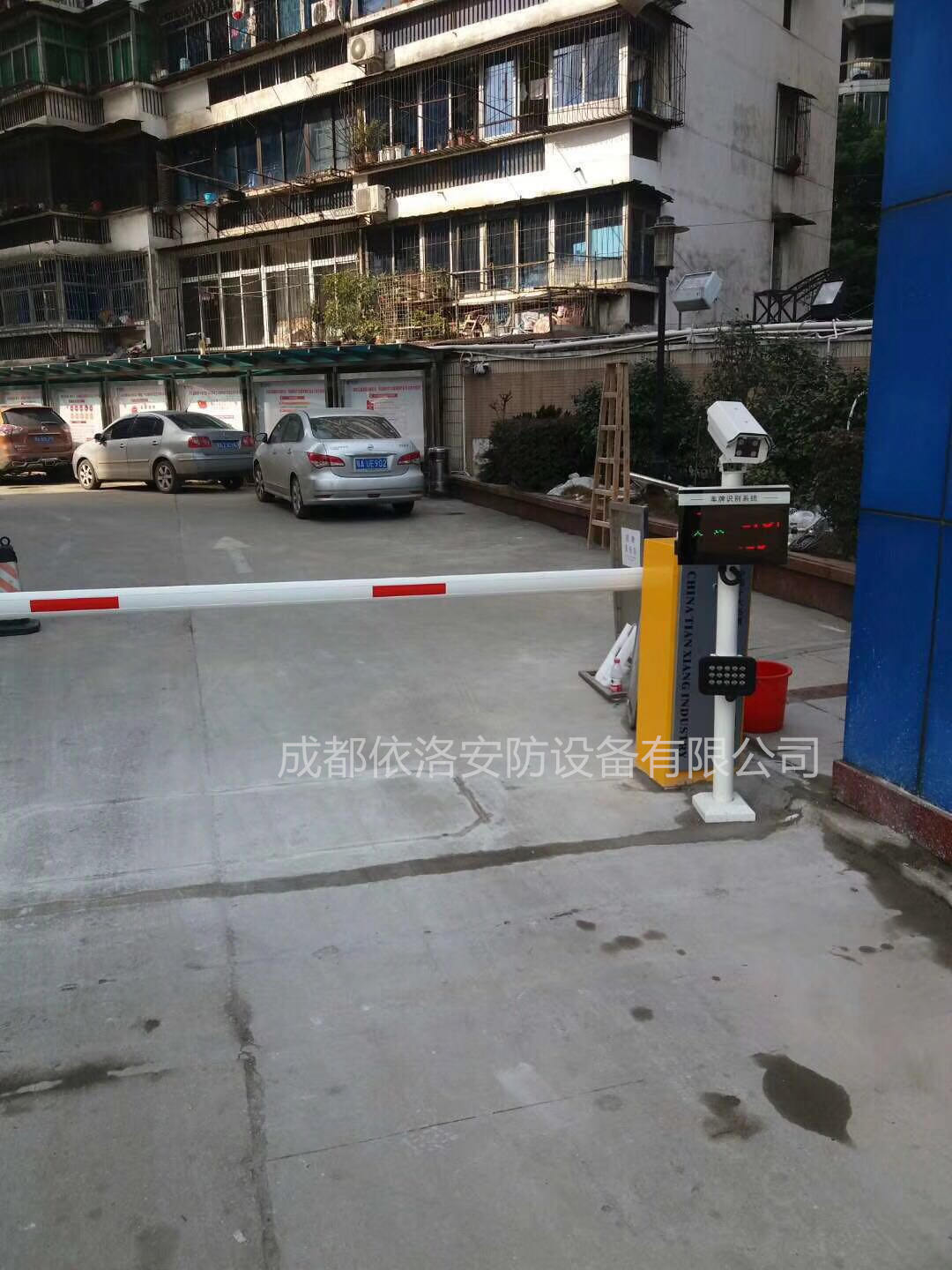 成都車牌識別係統